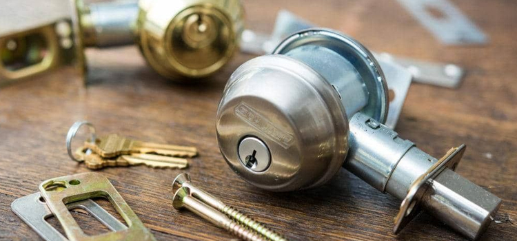 Doorknob Locks Repair North Tustin